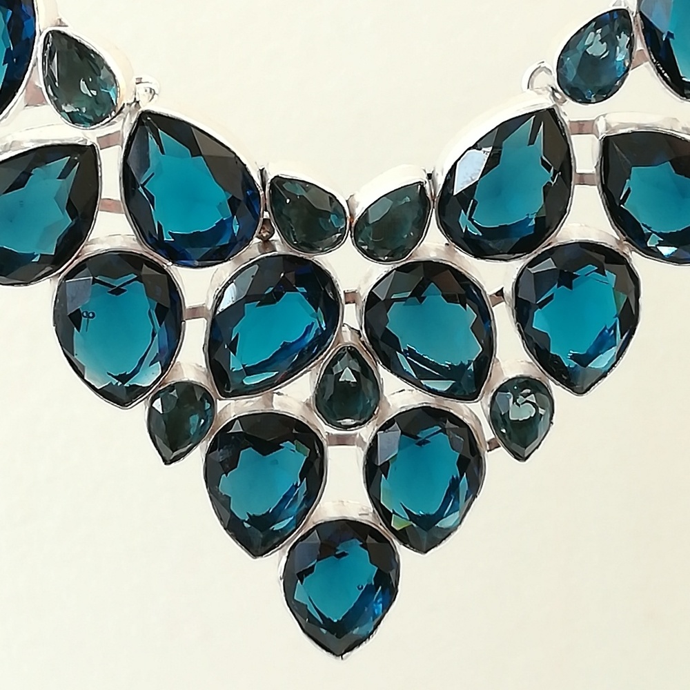 Natural sapphire & 925 silver necklace